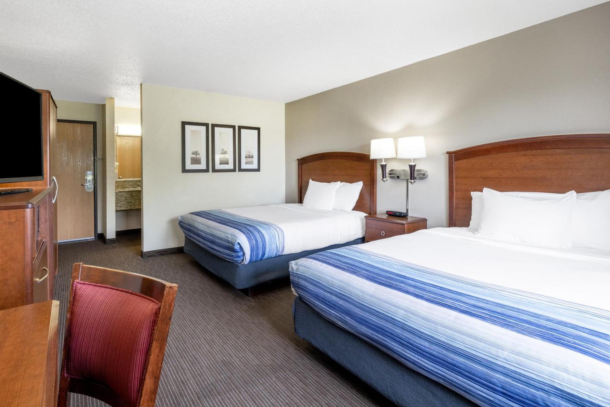 Americinn By Wyndham Dickinson Habitación foto